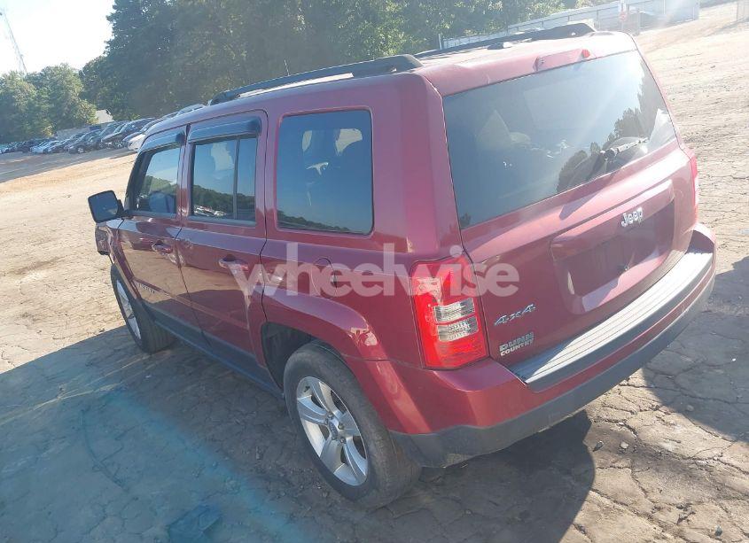 Photo 3 of 2013 Jeep Patriot SPORT (VIN 1C4NJRBB6DD261525)