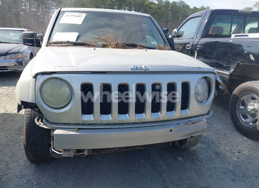 Photo 6 of 2013 Jeep Patriot SPORT (VIN 1C4NJRBB6DD262920)