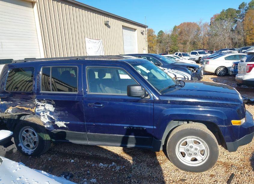 Photo 13 of 2014 Jeep Patriot SPORT (VIN 1C4NJRBB6ED771729)