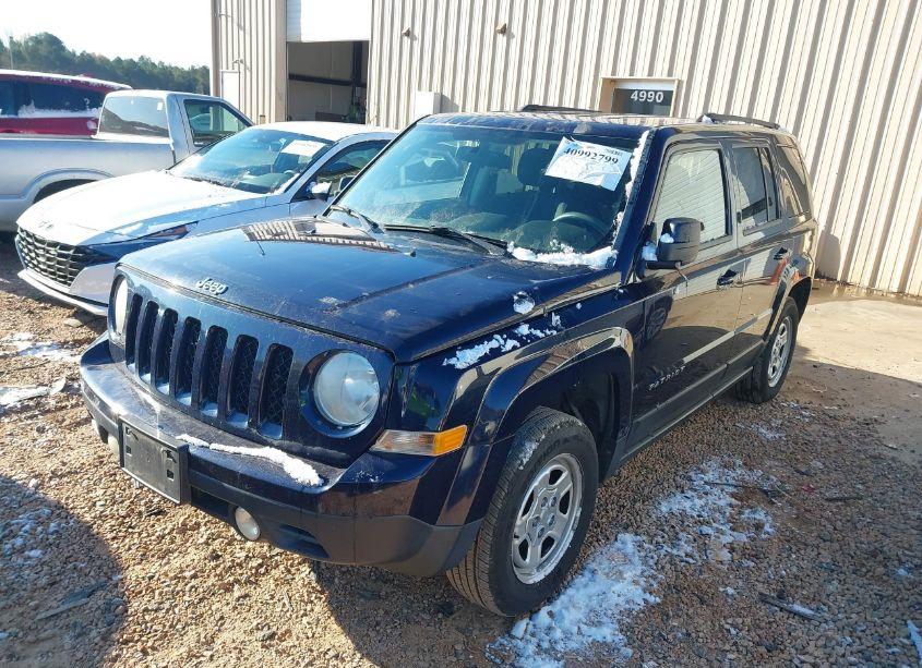 Photo 2 of 2014 Jeep Patriot SPORT (VIN 1C4NJRBB6ED771729)