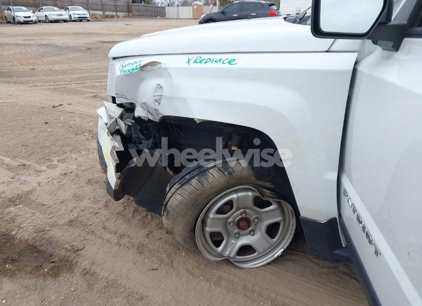 Photo 12 of 2015 Jeep Patriot SPORT (VIN 1C4NJRBB6FD231296)