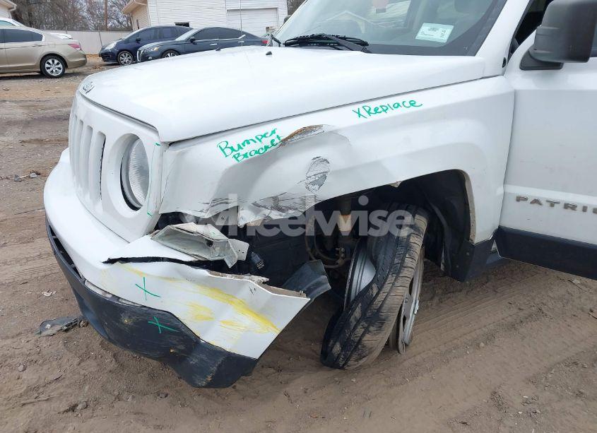 Photo 6 of 2015 Jeep Patriot SPORT (VIN 1C4NJRBB6FD231296)