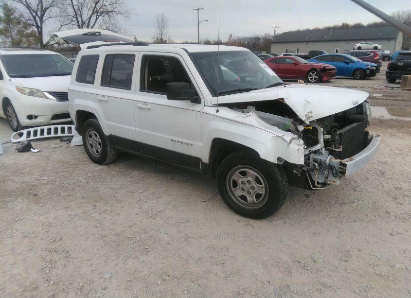2015 Jeep Patriot SPORT (VIN 1C4NJRBB6FD354029) main photo