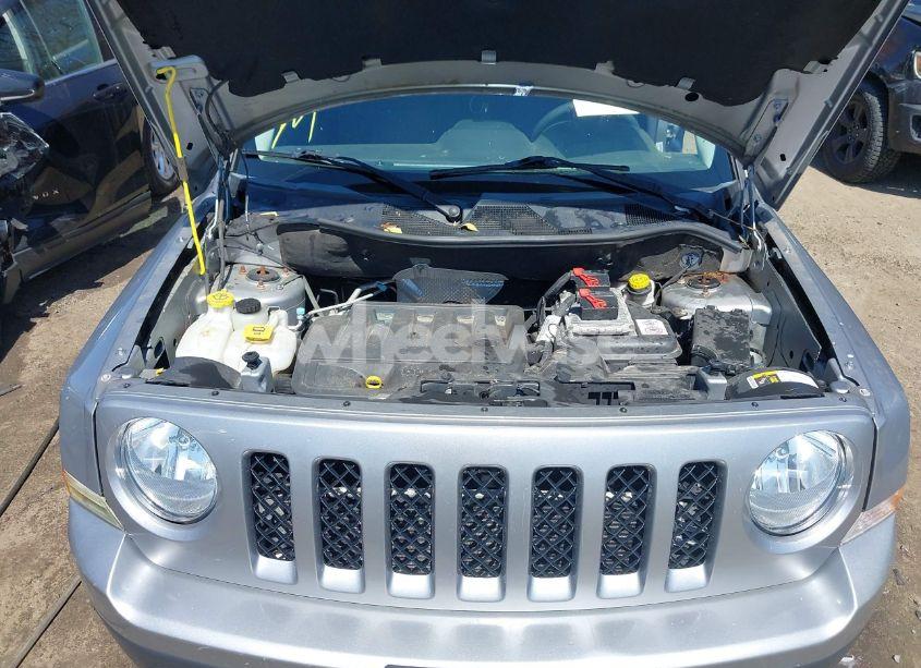 Photo 10 of 2016 Jeep Patriot SPORT (VIN 1C4NJRBB6GD714434)