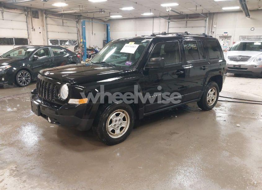 Photo 2 of 2016 Jeep Patriot SPORT (VIN 1C4NJRBB6GD714563)