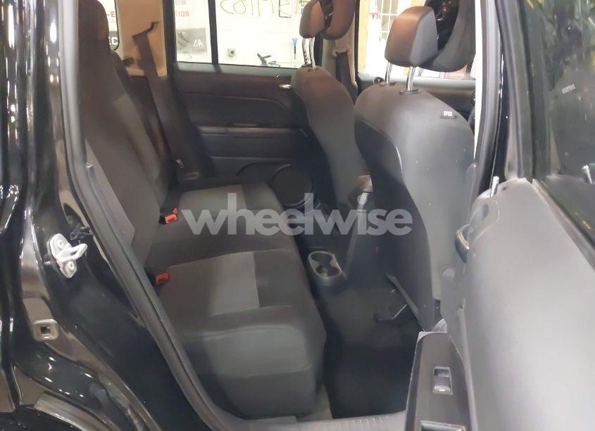 Photo 8 of 2016 Jeep Patriot SPORT (VIN 1C4NJRBB6GD714563)