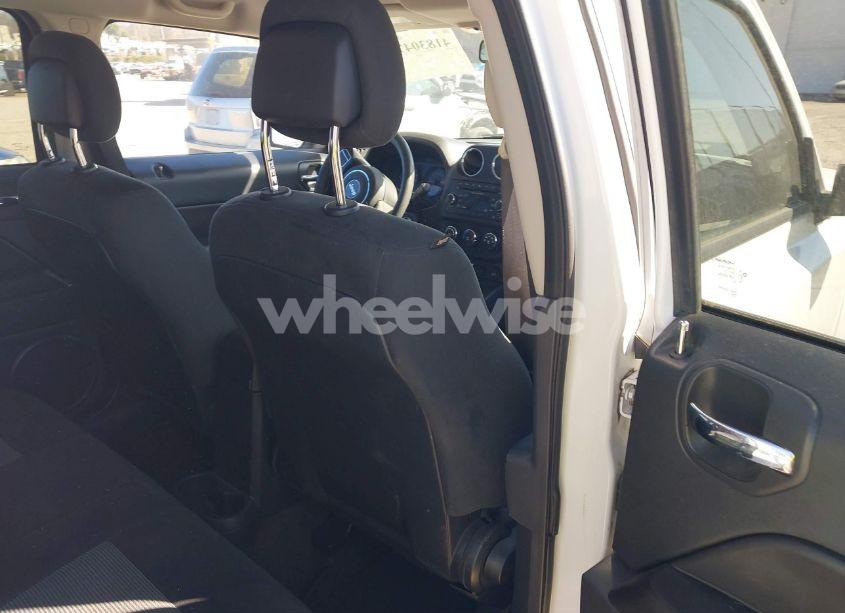 Photo 8 of 2016 Jeep Patriot SPORT (VIN 1C4NJRBB6GD764900)