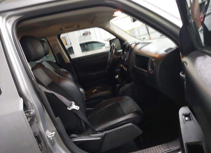 Photo 5 of 2017 Jeep Patriot SPORT SE 4X4 (VIN 1C4NJRBB6HD107225)