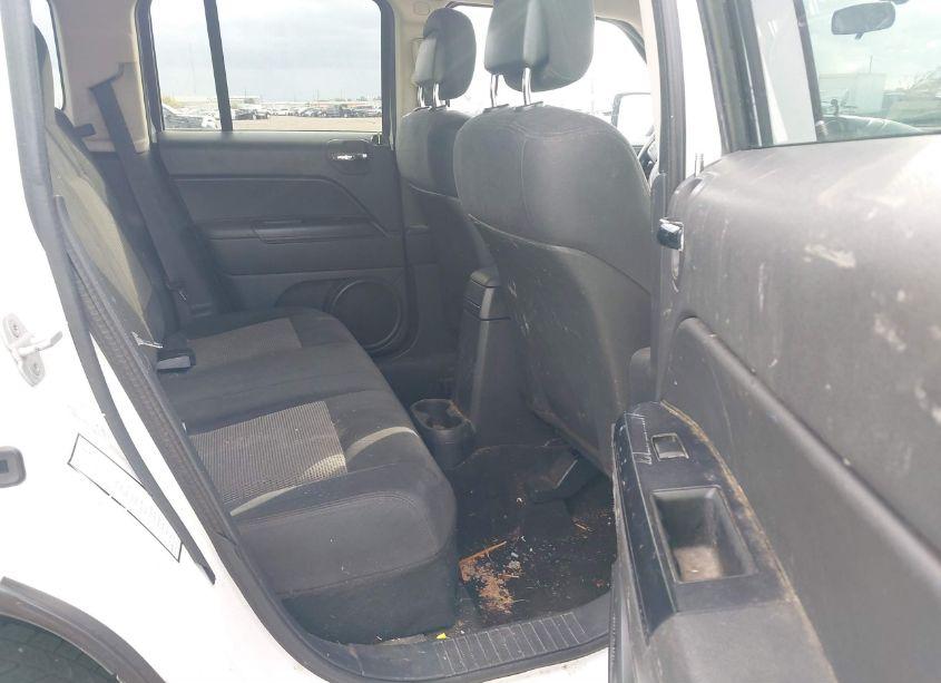 Photo 8 of 2012 Jeep Patriot SPORT (VIN 1C4NJRBB7CD521008)