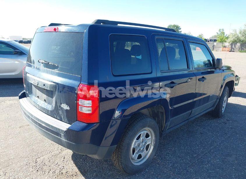 Photo 4 of 2012 Jeep Patriot SPORT (VIN 1C4NJRBB7CD633808)