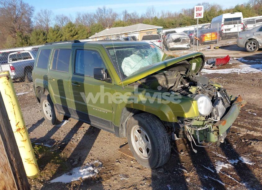 Photo 13 of 2012 Jeep Patriot SPORT (VIN 1C4NJRBB7CD638989)