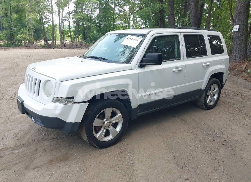 Photo 2 of 2012 Jeep Patriot SPORT (VIN 1C4NJRBB7CD671801)