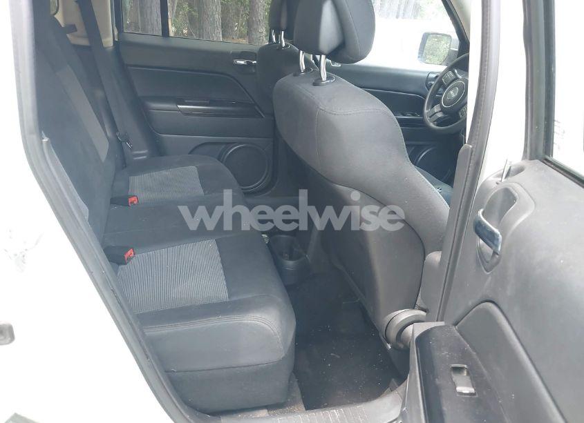 Photo 8 of 2012 Jeep Patriot SPORT (VIN 1C4NJRBB7CD671801)