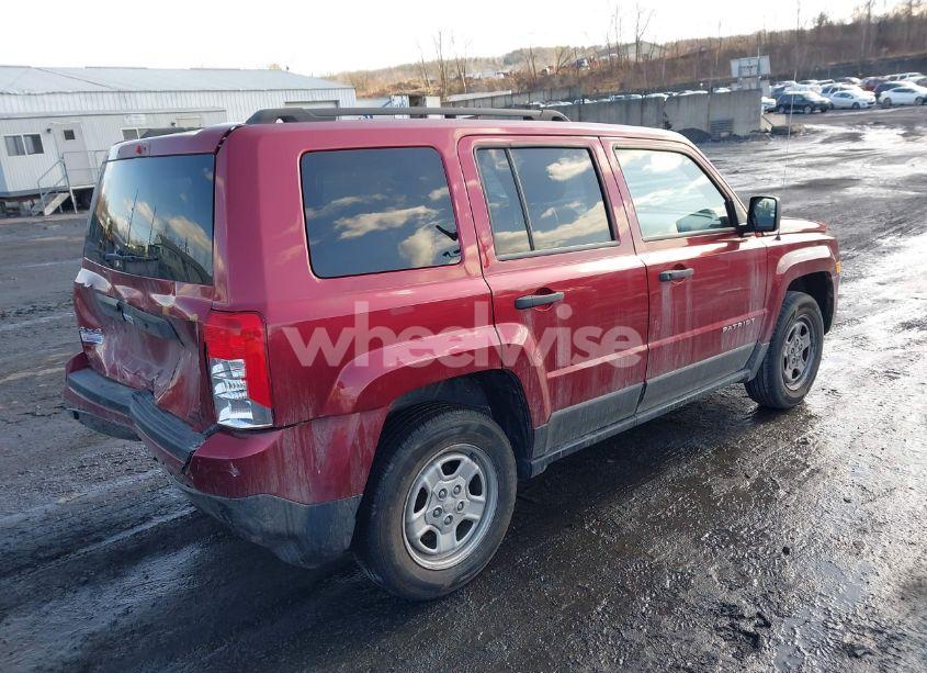 Photo 4 of 2013 Jeep Patriot SPORT (VIN 1C4NJRBB7DD261467)