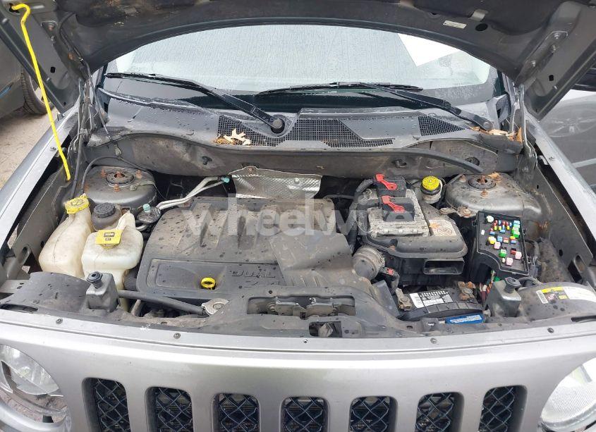 Photo 10 of 2014 Jeep Patriot SPORT (VIN 1C4NJRBB7ED601038)