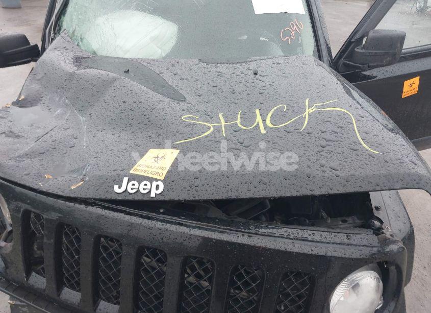 Photo 10 of 2015 Jeep Patriot SPORT (VIN 1C4NJRBB7FD135290)