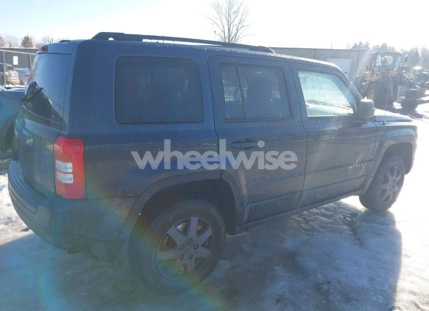 Photo 4 of 2015 Jeep Patriot SPORT (VIN 1C4NJRBB7FD338941)