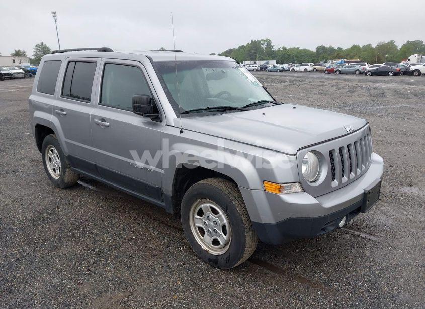 2015 Jeep Patriot SPORT (VIN 1C4NJRBB7FD426307) main photo
