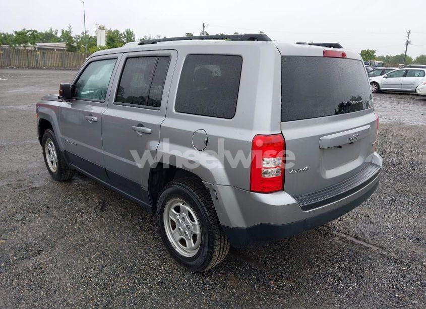 Photo 3 of 2015 Jeep Patriot SPORT (VIN 1C4NJRBB7FD426307)