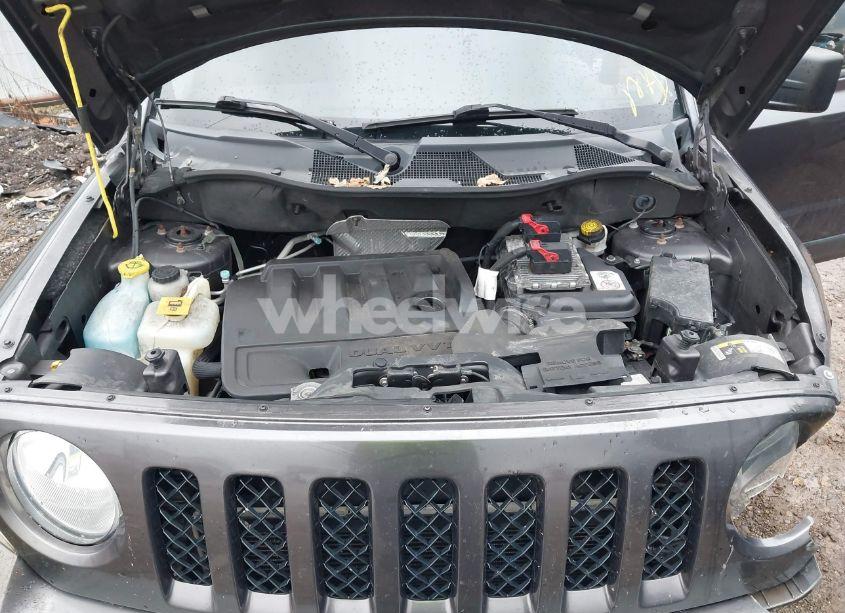 Photo 10 of 2016 Jeep Patriot SPORT (VIN 1C4NJRBB7GD614598)
