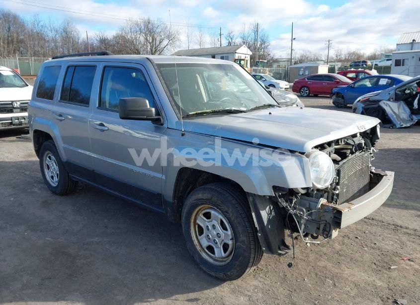 2016 Jeep Patriot SPORT (VIN 1C4NJRBB7GD779650) main photo