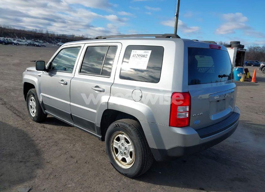 Photo 3 of 2016 Jeep Patriot SPORT (VIN 1C4NJRBB7GD779650)