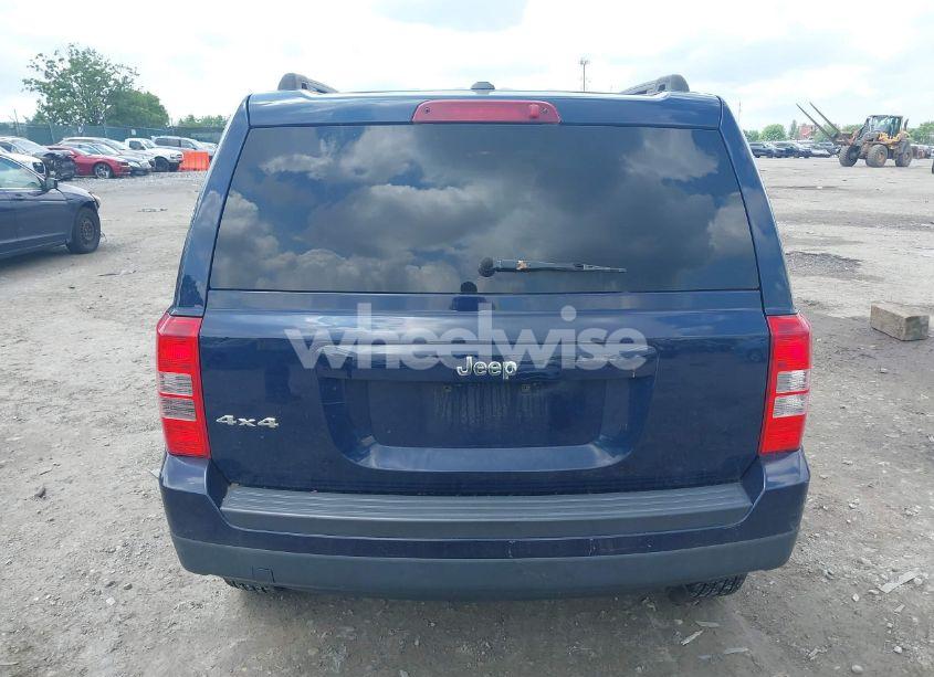 Photo 16 of 2016 Jeep Patriot SPORT (VIN 1C4NJRBB7GD782208)