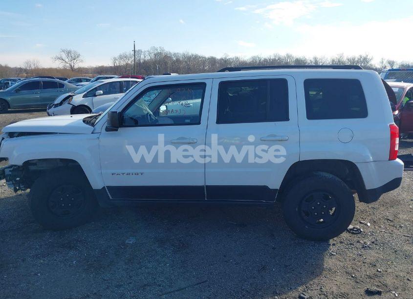 Photo 14 of 2016 Jeep Patriot SPORT (VIN 1C4NJRBB7GD783049)