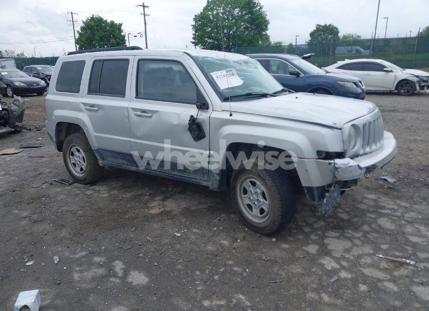 2012 Jeep Patriot SPORT (VIN 1C4NJRBB8CD621540) main photo