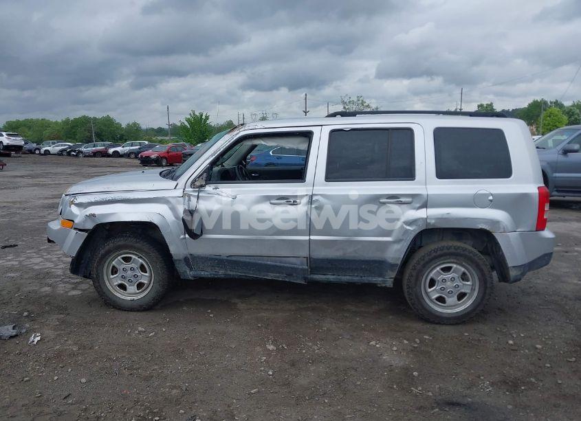 Photo 13 of 2012 Jeep Patriot SPORT (VIN 1C4NJRBB8CD621540)