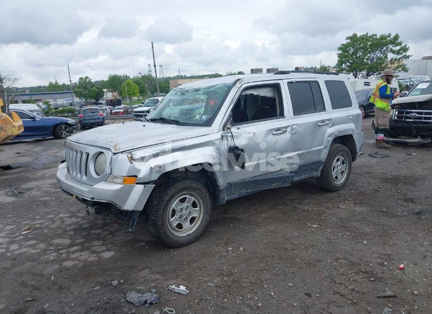 Photo 2 of 2012 Jeep Patriot SPORT (VIN 1C4NJRBB8CD621540)