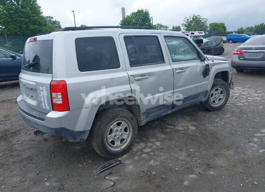 Photo 4 of 2012 Jeep Patriot SPORT (VIN 1C4NJRBB8CD621540)