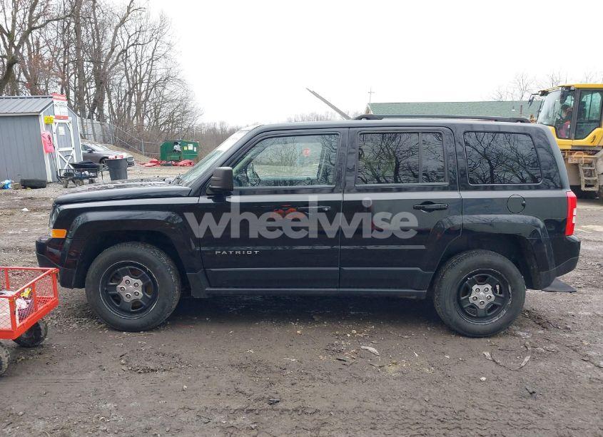 Photo 13 of 2012 Jeep Patriot SPORT (VIN 1C4NJRBB8CD663383)