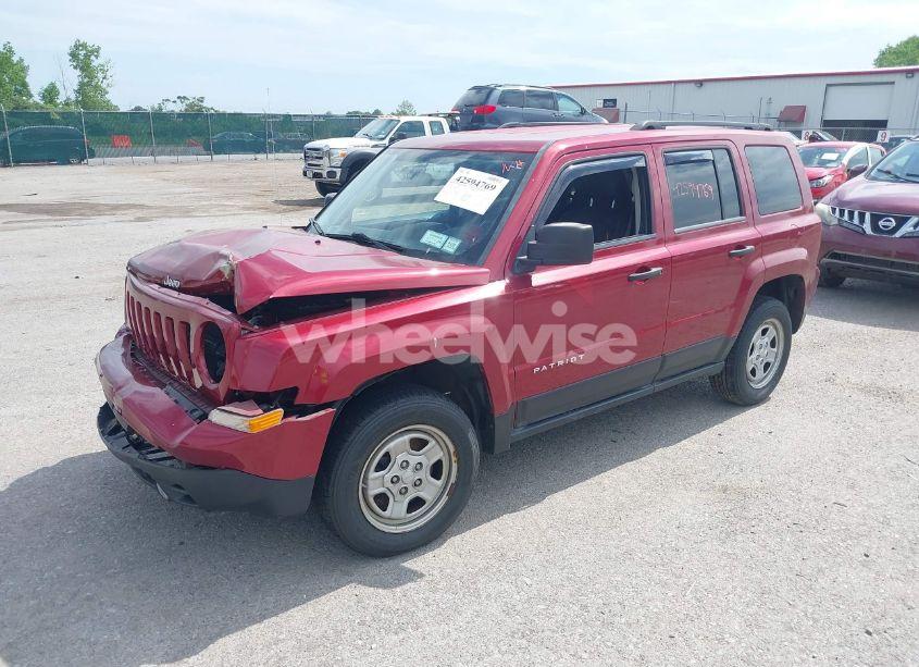 Photo 2 of 2013 Jeep Patriot SPORT (VIN 1C4NJRBB8DD101467)