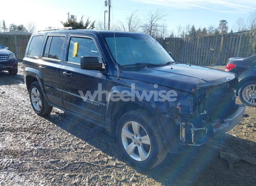 2014 Jeep Patriot SPORT (VIN 1C4NJRBB8ED530626) main photo