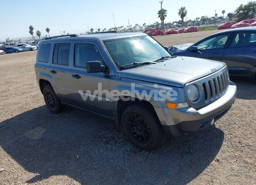 2014 Jeep Patriot SPORT (VIN 1C4NJRBB8ED558541) main photo