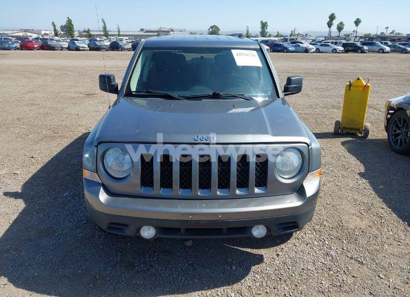 Photo 12 of 2014 Jeep Patriot SPORT (VIN 1C4NJRBB8ED558541)