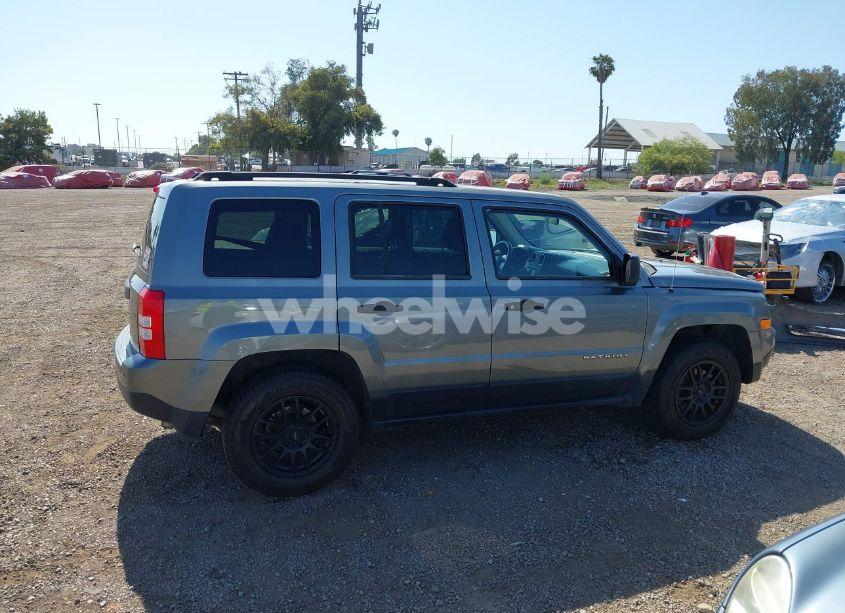 Photo 13 of 2014 Jeep Patriot SPORT (VIN 1C4NJRBB8ED558541)