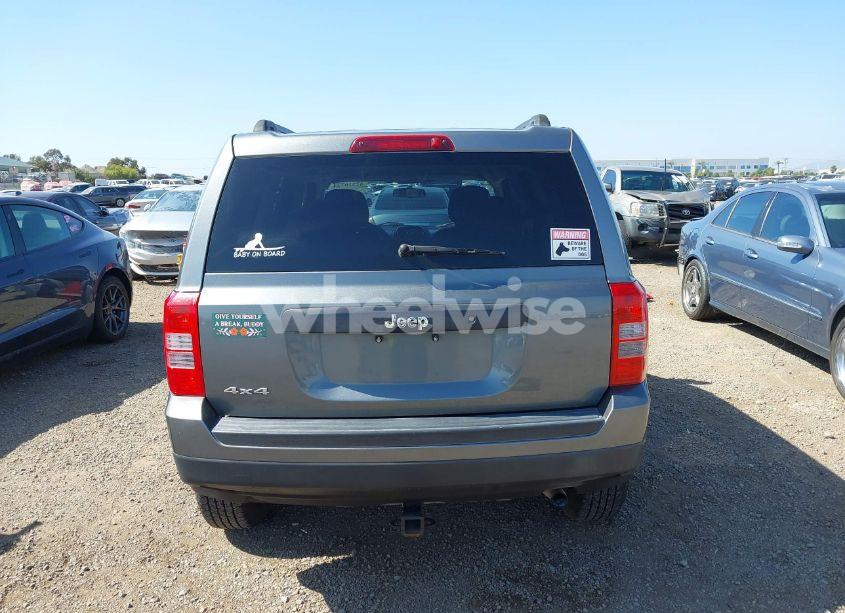Photo 16 of 2014 Jeep Patriot SPORT (VIN 1C4NJRBB8ED558541)