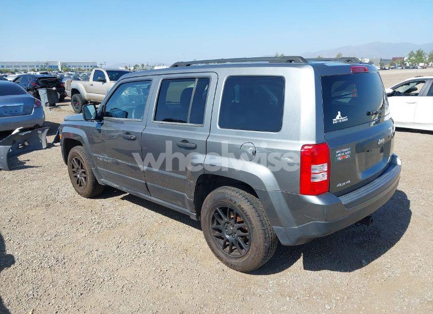 Photo 3 of 2014 Jeep Patriot SPORT (VIN 1C4NJRBB8ED558541)