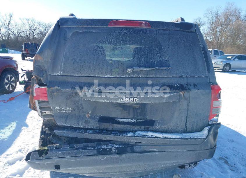 Photo 6 of 2014 Jeep Patriot SPORT (VIN 1C4NJRBB8ED574660)