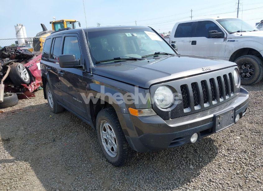 2014 Jeep Patriot SPORT (VIN 1C4NJRBB8ED751952) main photo