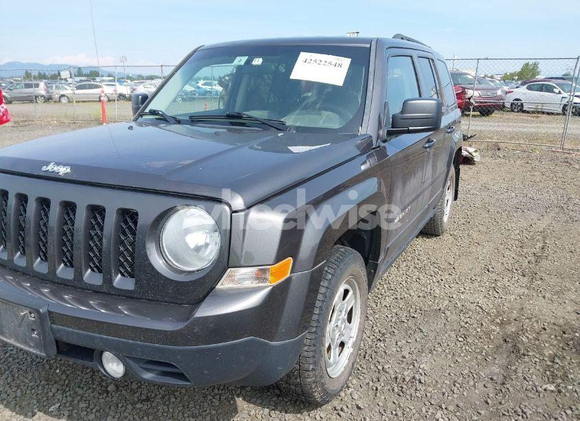 Photo 13 of 2014 Jeep Patriot SPORT (VIN 1C4NJRBB8ED751952)