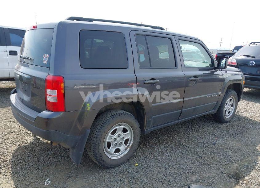 Photo 4 of 2014 Jeep Patriot SPORT (VIN 1C4NJRBB8ED751952)