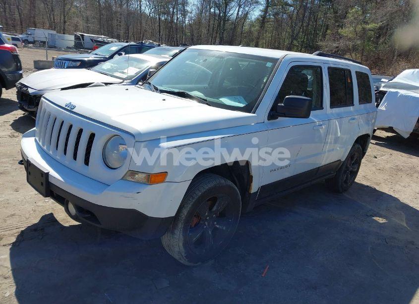 Photo 2 of 2015 Jeep Patriot SPORT (VIN 1C4NJRBB8FD206836)