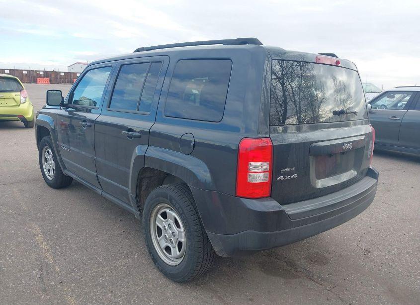 Photo 3 of 2015 Jeep Patriot SPORT (VIN 1C4NJRBB8FD307701)