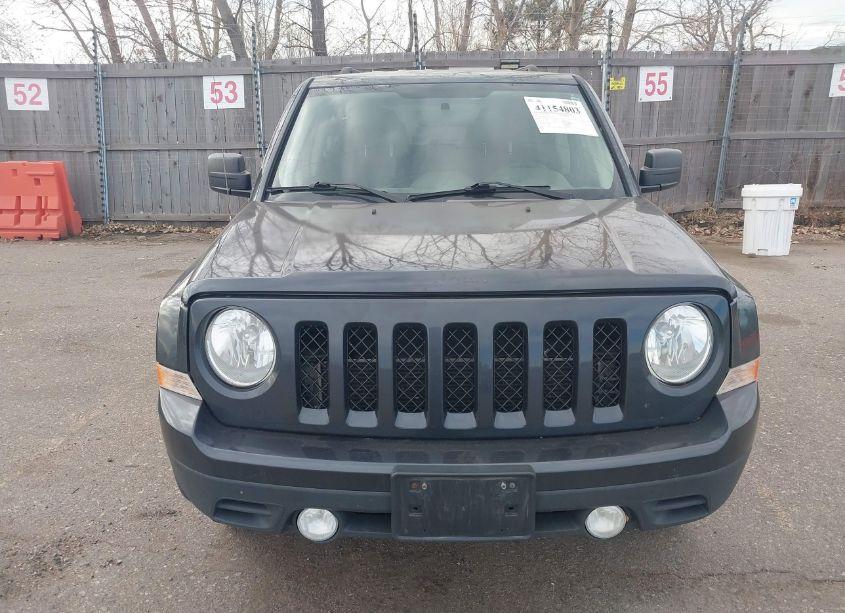 Photo 6 of 2015 Jeep Patriot SPORT (VIN 1C4NJRBB8FD307701)