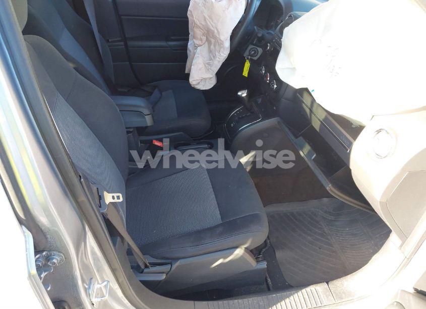 Photo 5 of 2015 Jeep Patriot ALTITUDE EDITION (VIN 1C4NJRBB8FD412979)