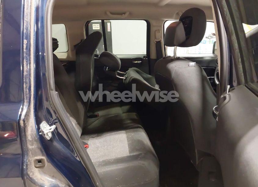 Photo 8 of 2016 Jeep Patriot SPORT (VIN 1C4NJRBB8GD557036)