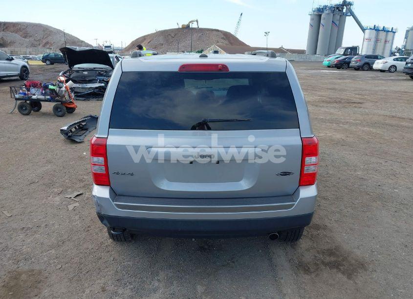 Photo 16 of 2016 Jeep Patriot SPORT SE (VIN 1C4NJRBB8GD646752)